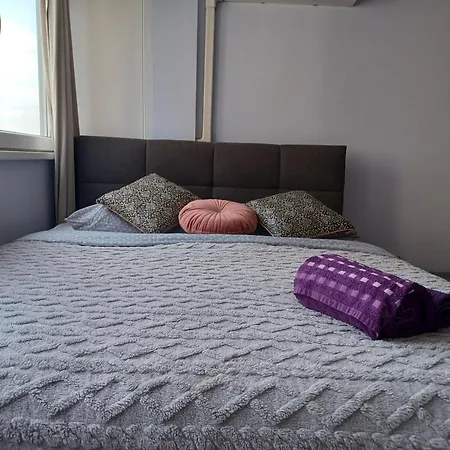 Apartment Impression *